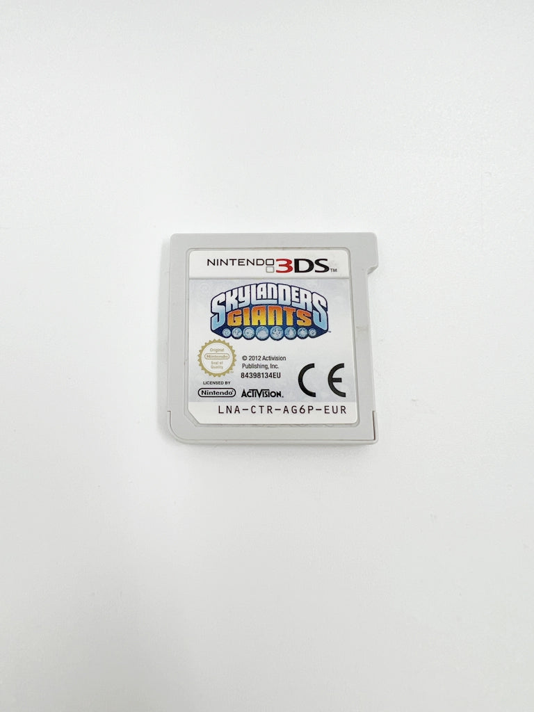 Skylanders Giants (3DS)