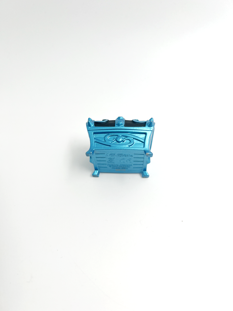 Chest (Blue, Cursed Tiki Temple)