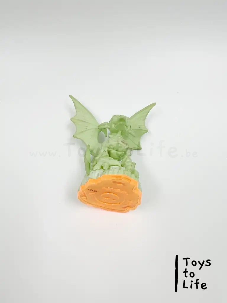 Cynder (Glow-in-the-Dark) - Skylanders Giants
