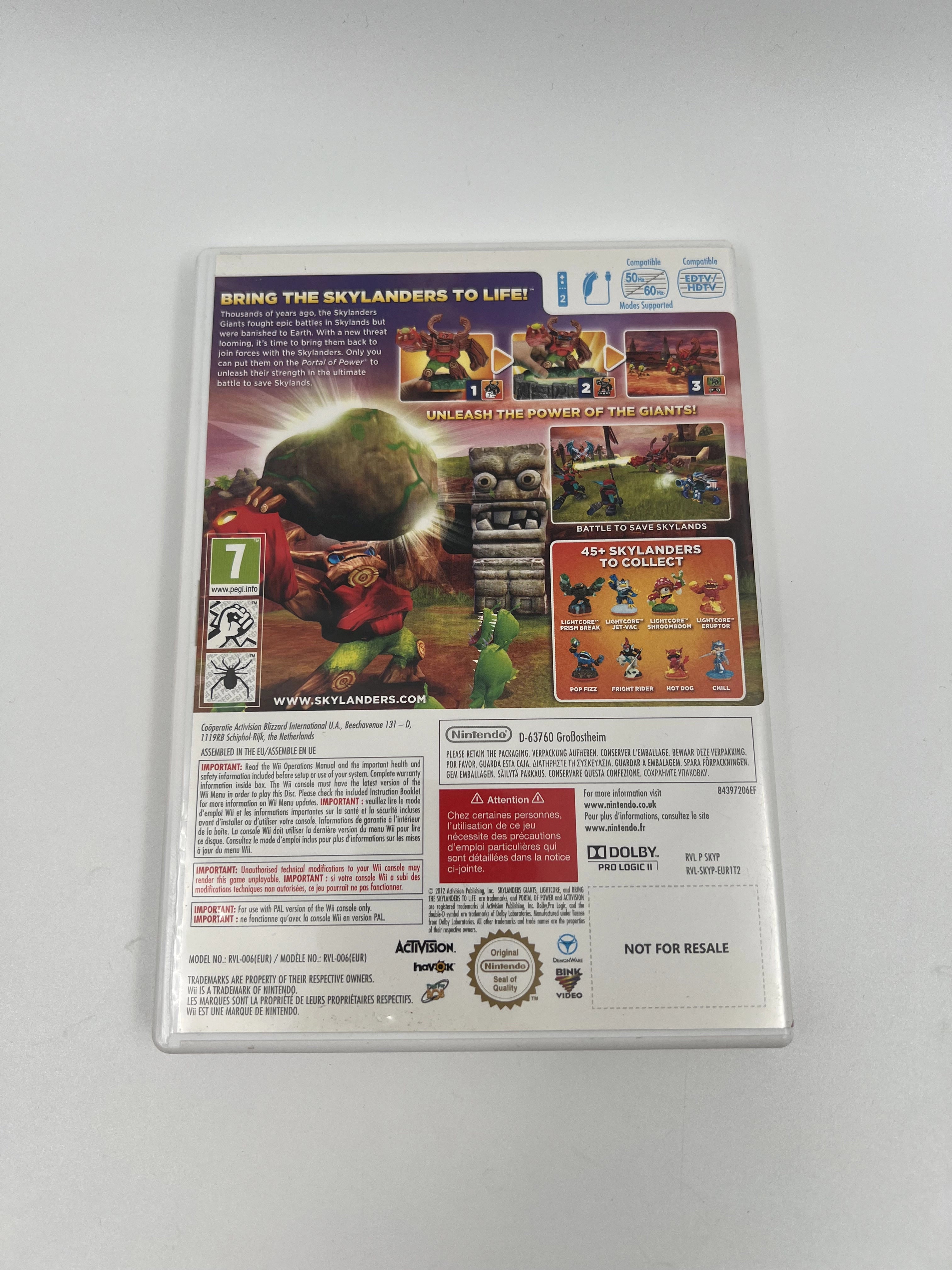 Skylanders Giants (Wii)